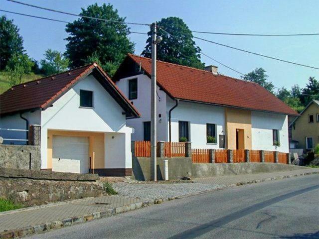 Apartman V Pensionu U Holzaepfelu Červený Kostelec Buitenkant foto
